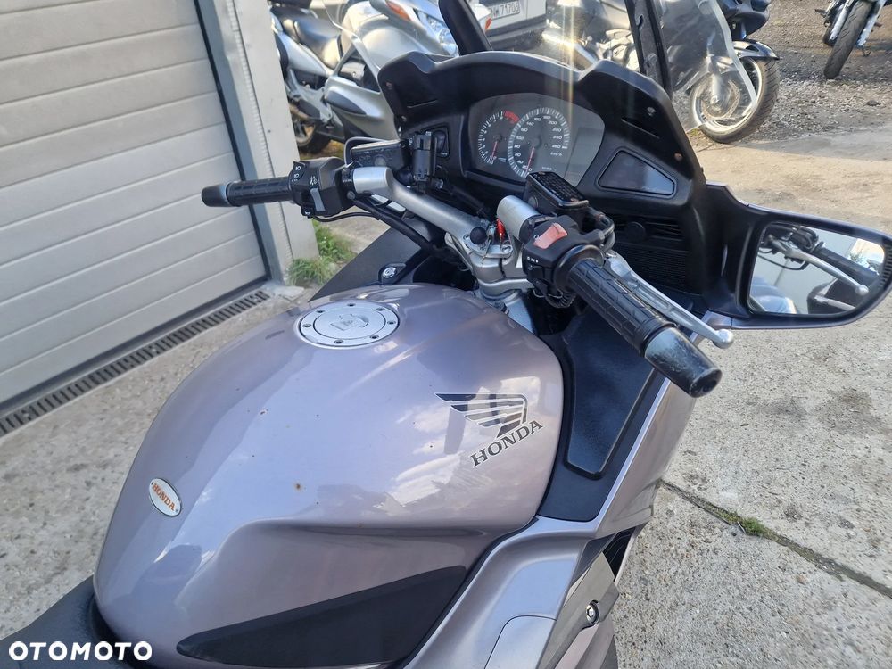 Honda ST - 18