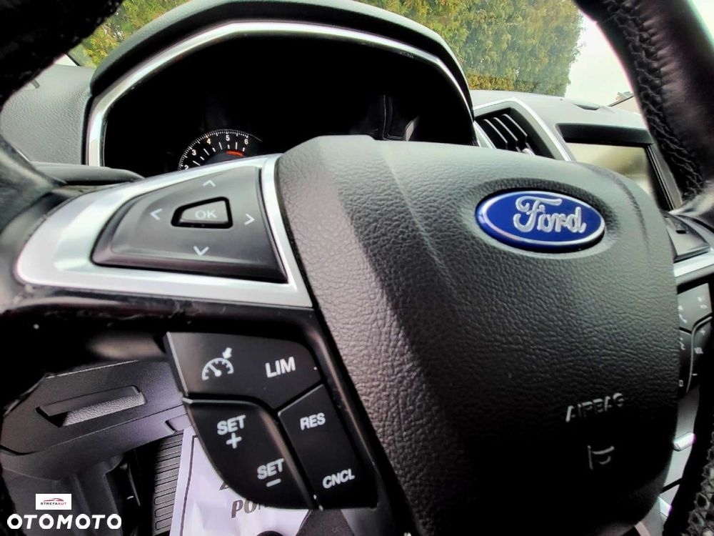 Ford S-Max - 15