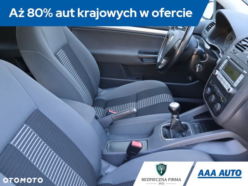 Volkswagen Golf - 11