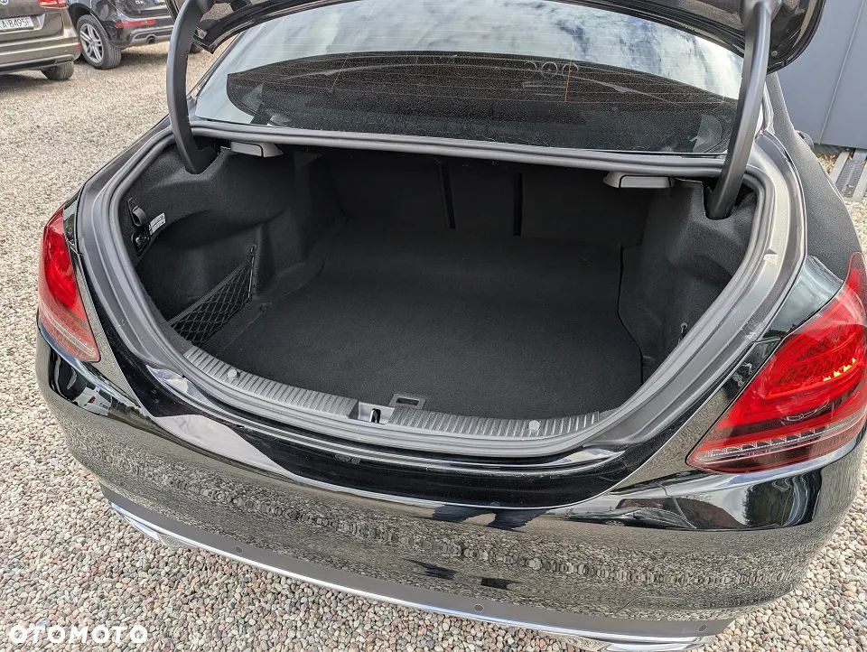 Mercedes-Benz Klasa C 220 d 4Matic 9G-TRONIC Avantgarde - 28