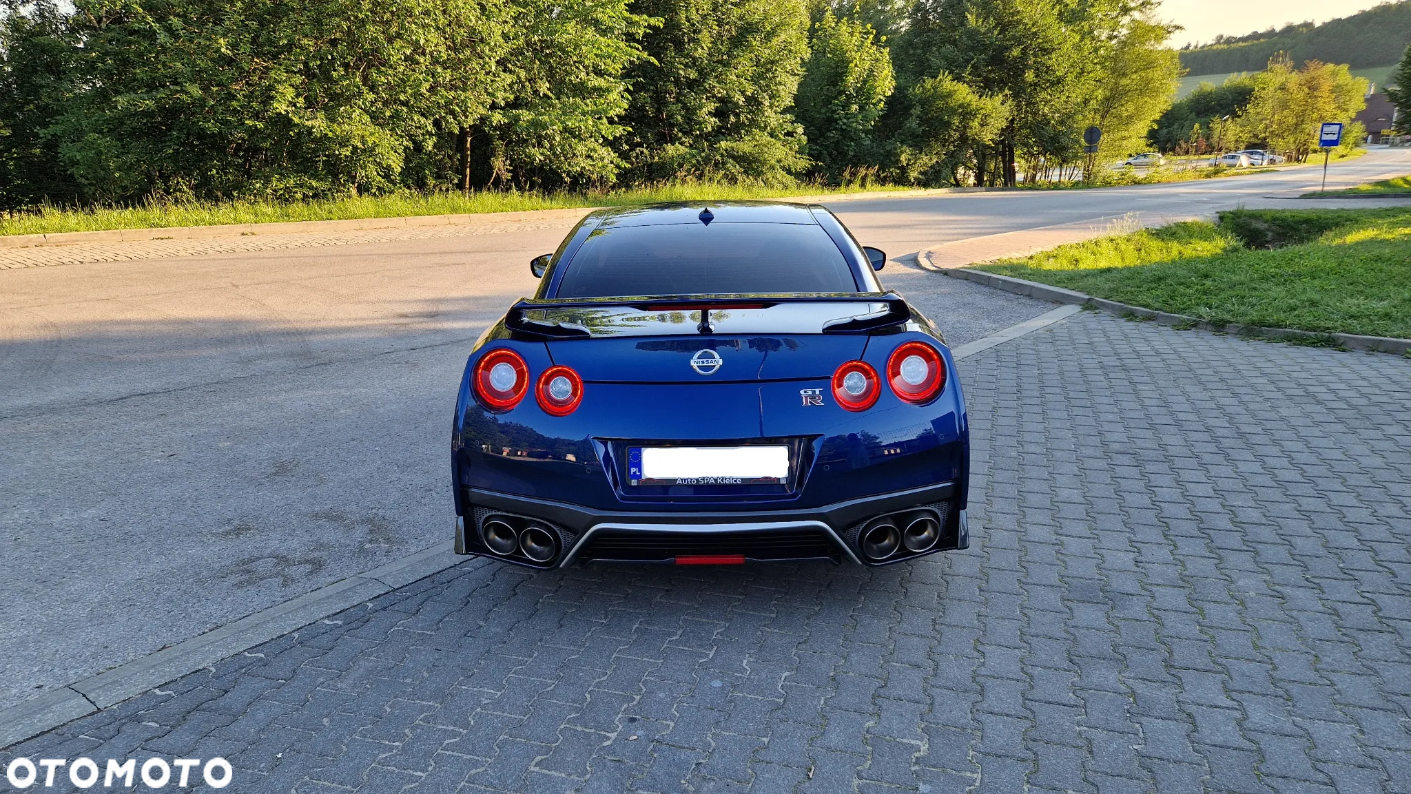 Nissan GT-R Prestige - 6