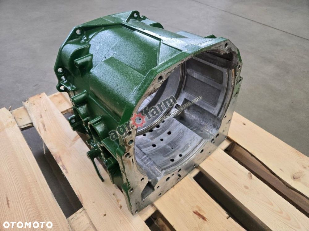 Obudowa skrzyni biegów John Deere 6410, 6900, 6800 - 1