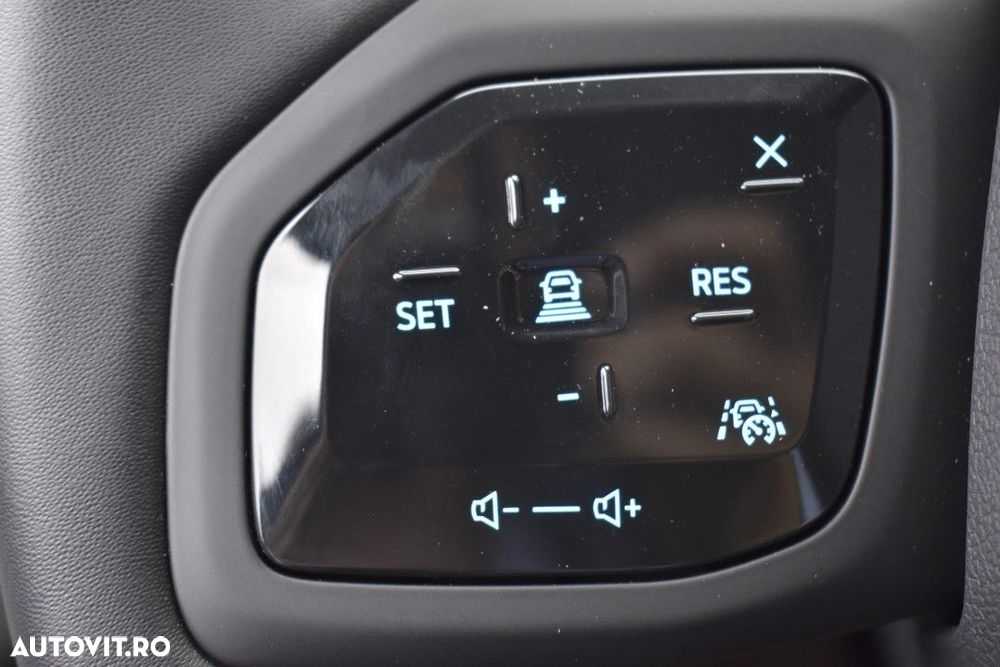Ford Explorer - 27
