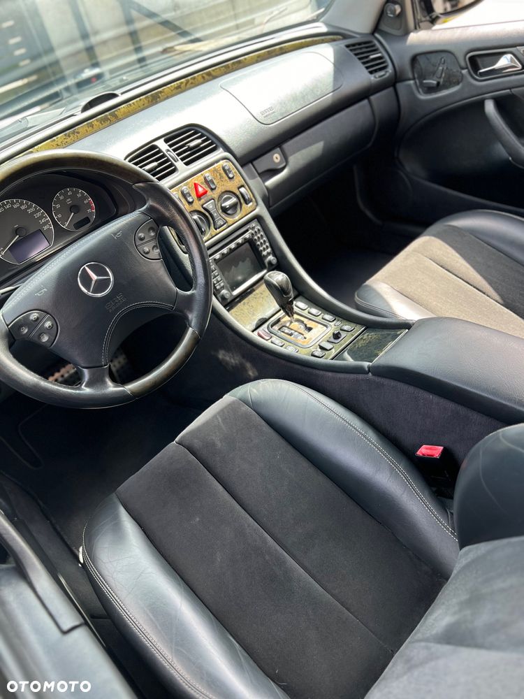 Mercedes-Benz CLK - 5
