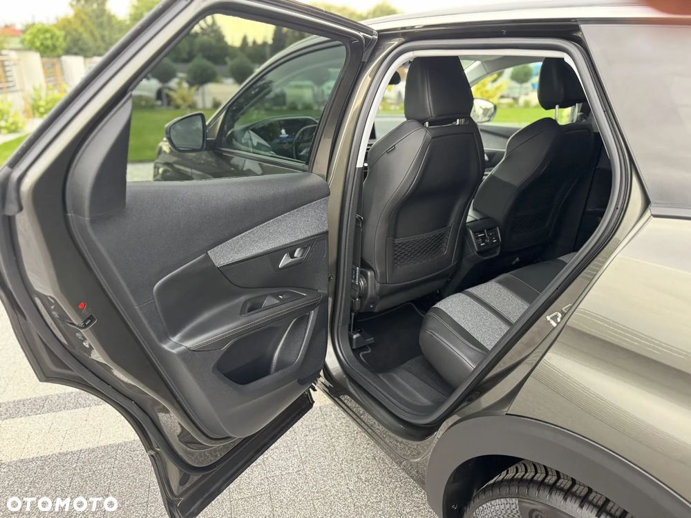 Peugeot 3008 BlueHDi 130 Stop & Start EAT8 Allure - 34