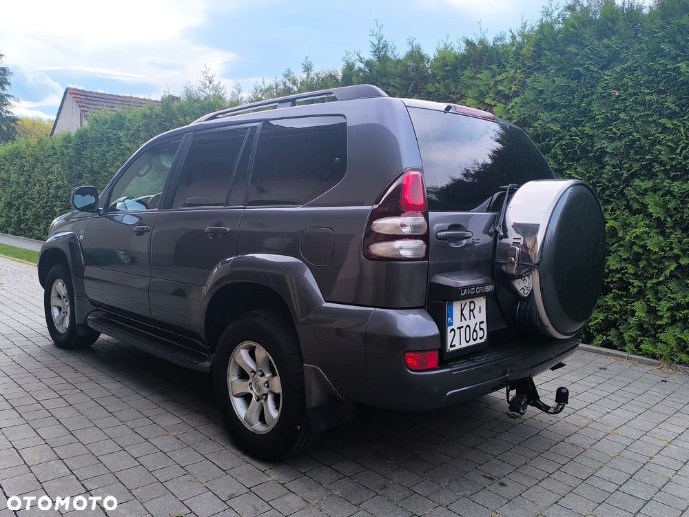 Toyota Land Cruiser 2009 photo 4