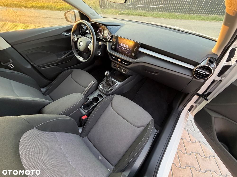 Skoda Fabia 1.0 MPI Style - 6
