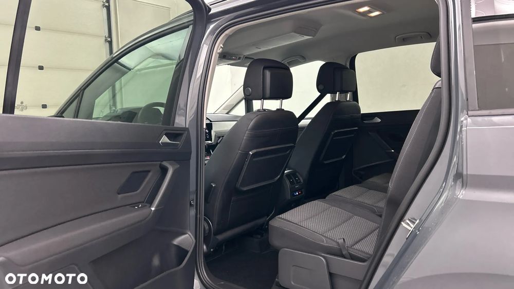 Volkswagen Touran 1.5 TSI EVO Comfortline DSG - 4