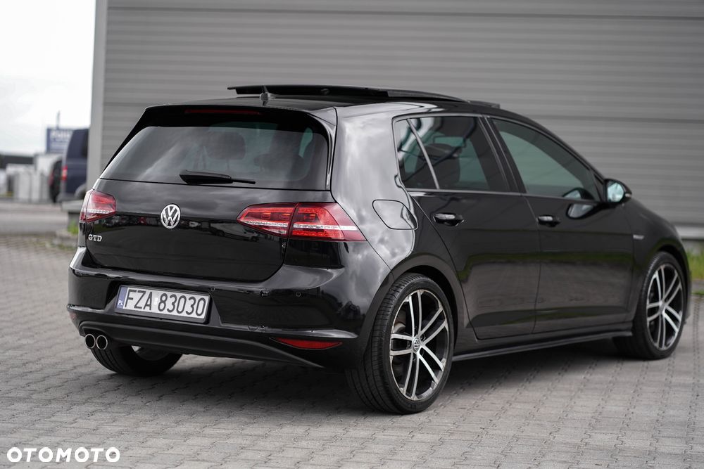 Volkswagen Golf 2.0 TDI BMT GTD DSG - 17