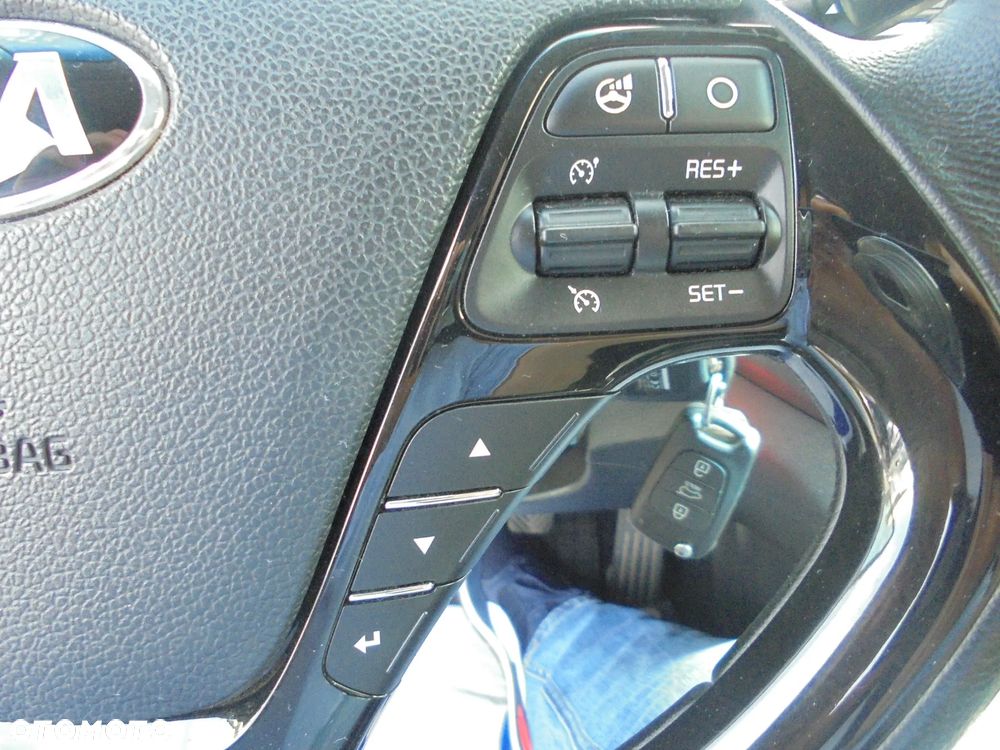 Kia Ceed 1.6 GDI Edition 7 - 19