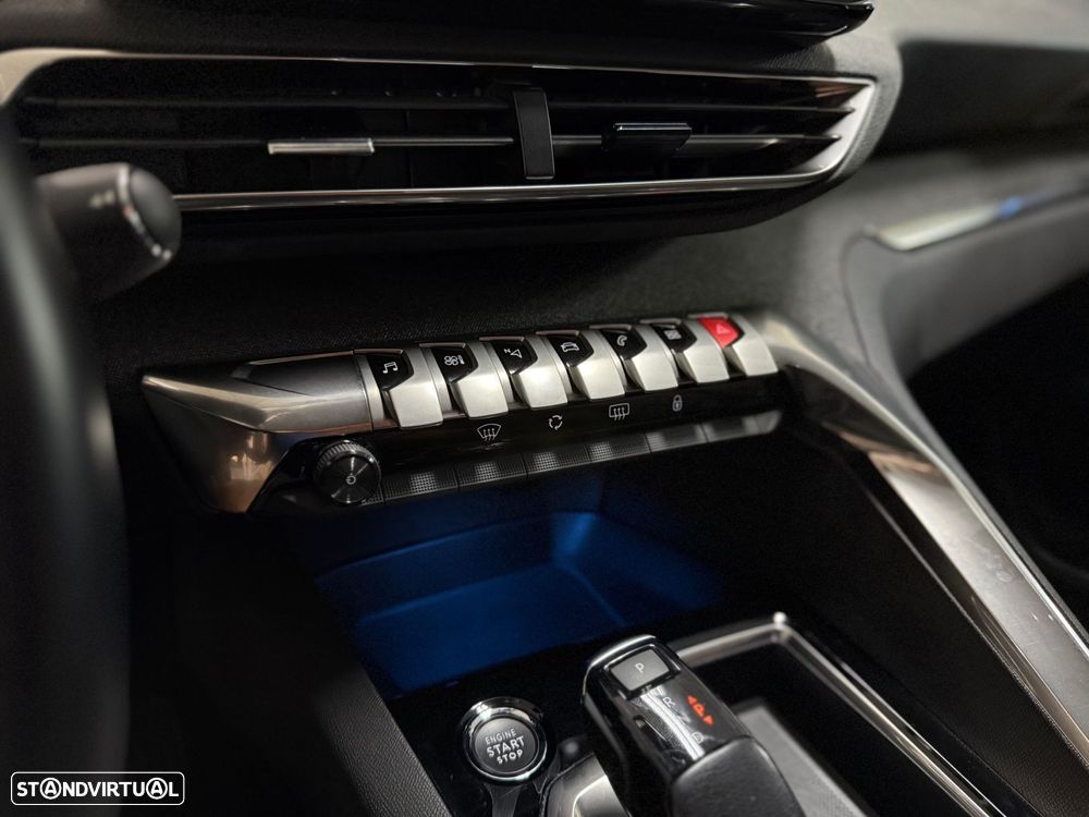 Peugeot 5008 1.5 BlueHDi Allure EAT8 - 21