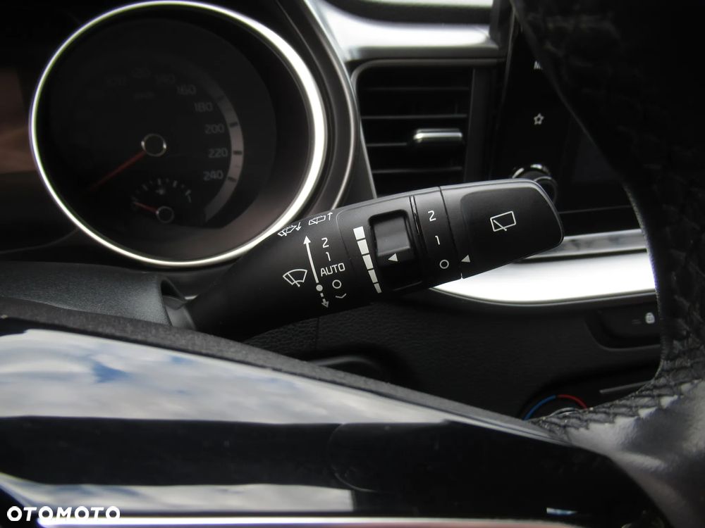 Kia Ceed 1.5 T-GDI M - 15