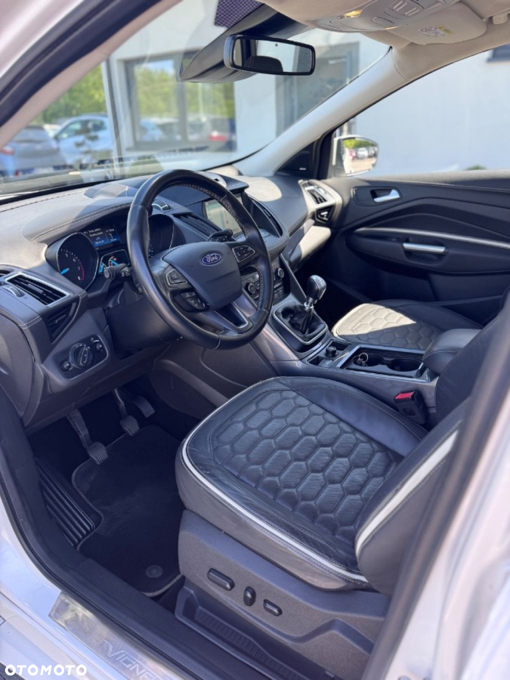 Ford Kuga - 15