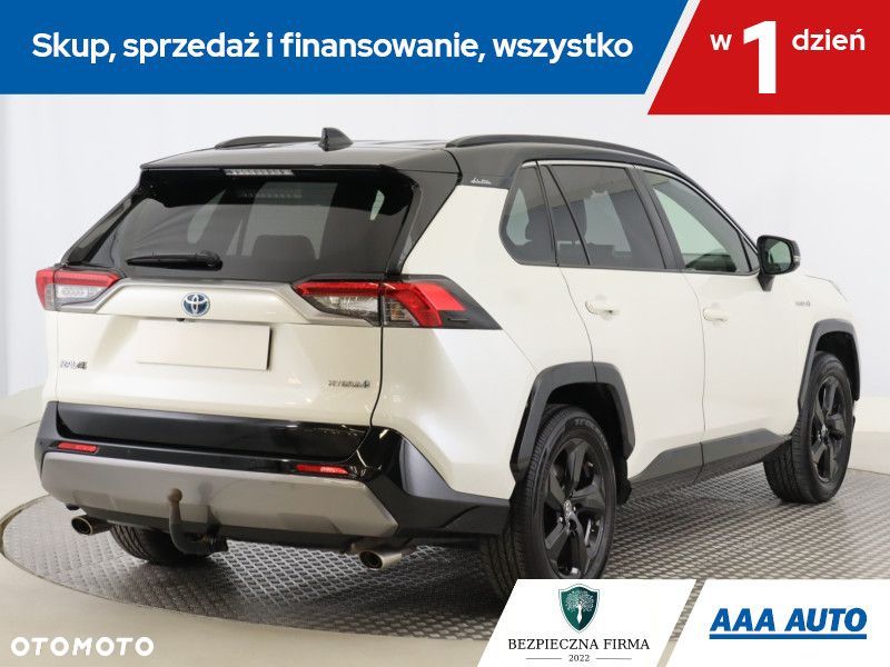 Toyota RAV4 - 7