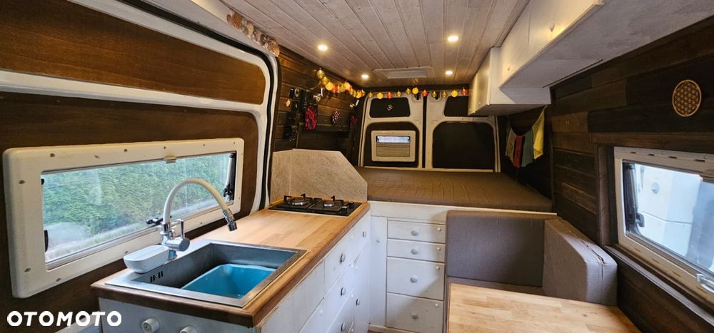 Mercedes-Benz Sprinter - 6