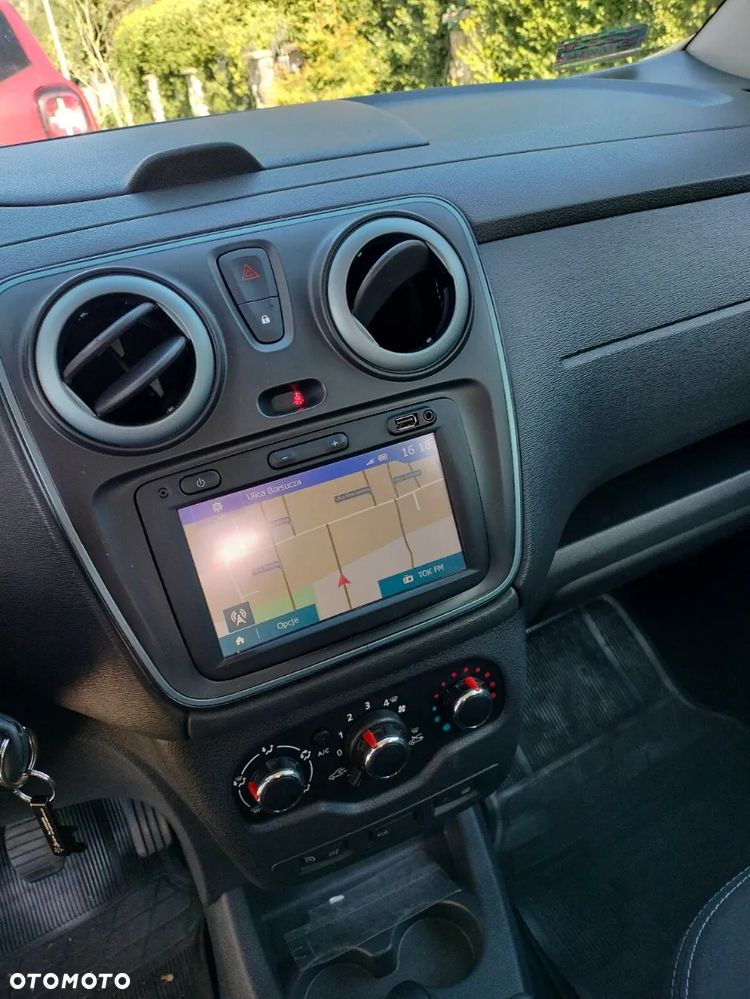 Dacia Lodgy 1.5 dCi Stepway - 8