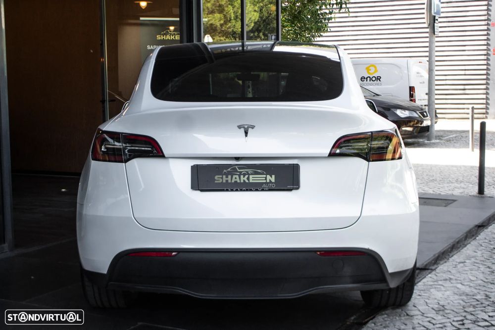 Tesla Model Y Tração Traseira - 10