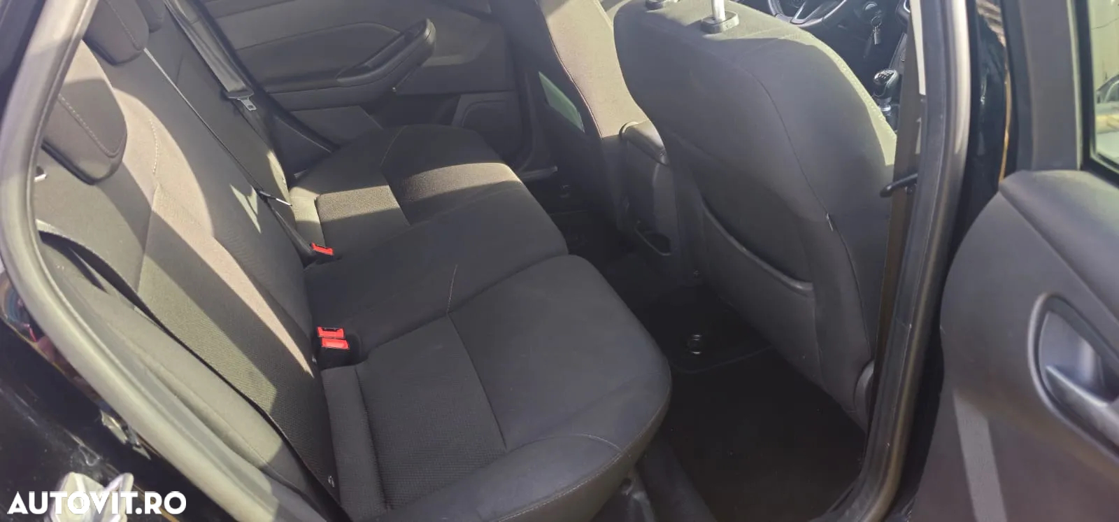 Ford Focus 1.5 EcoBlue Titanium - 8
