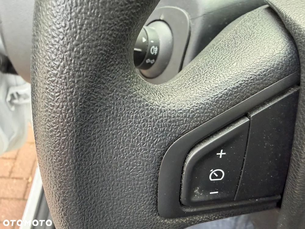 Renault KANGOO - 26