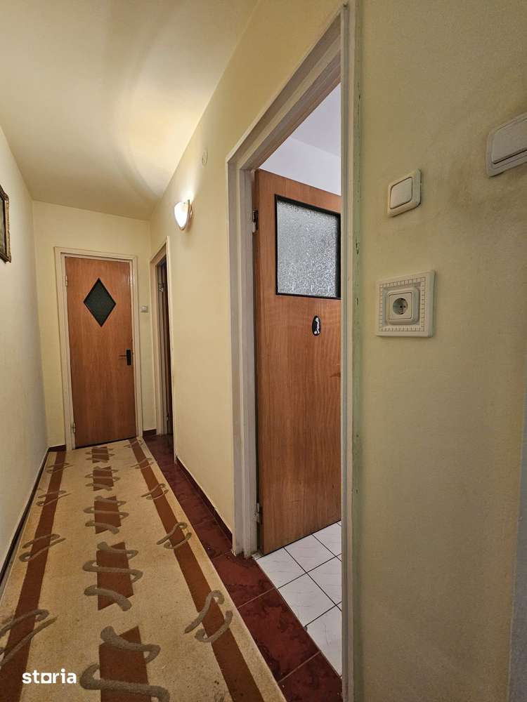 Apartament 3 camere , zona Miorita — fotografia 3