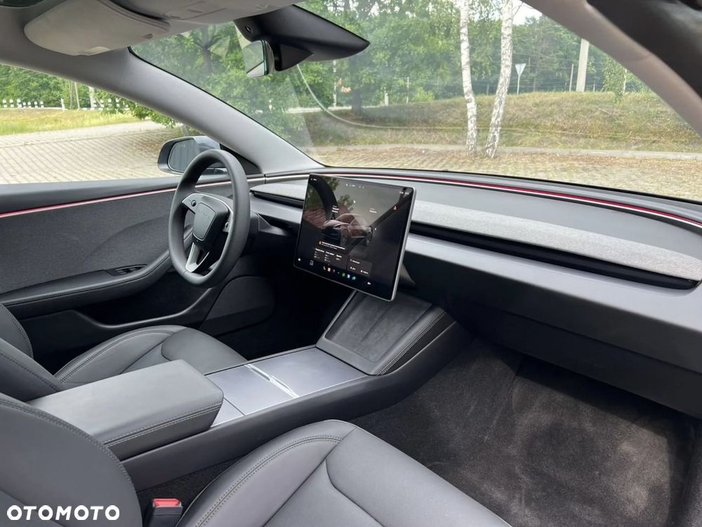 Tesla Model 3 Langstreckenbatterie Allradantrieb Dual Motor - 11