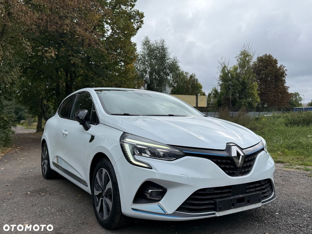 Renault Clio 1.6 E-TECH Intens - 1