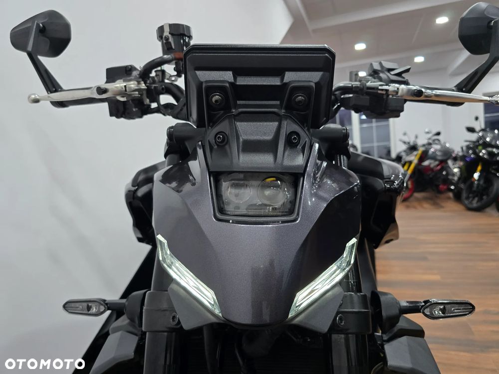 Yamaha MT - 10