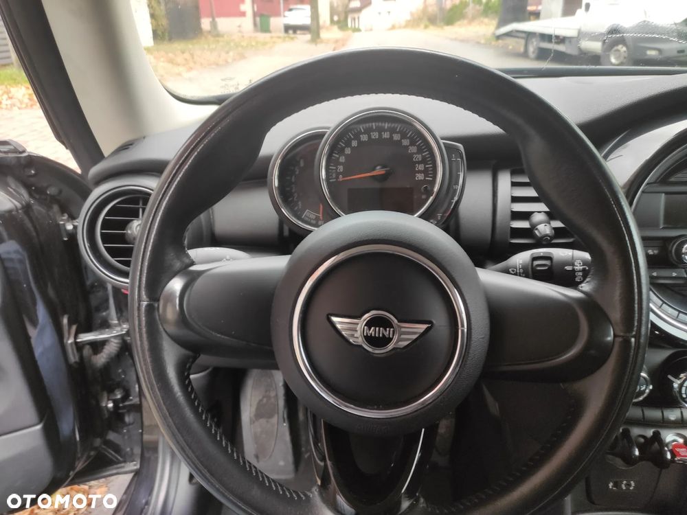 MINI ONE Standard - 8