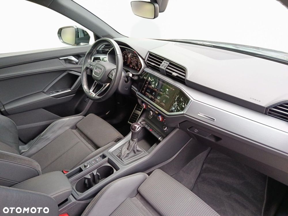 Audi Q3 35 TFSI mHEV S tronic - 14