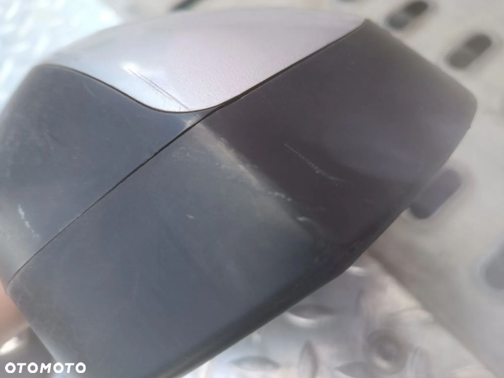 Citroen C4 grand picasso 1 I (06-12) lusterko EZRC lewe 8 pin , prawe 9 pin - 8