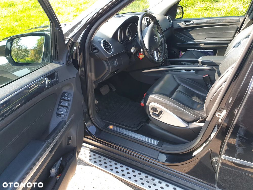 Mercedes-Benz GL 450 CDI - 26
