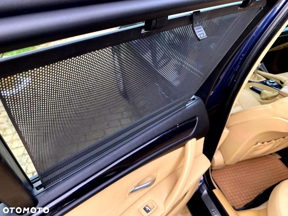 BMW Seria 5 520i Edition Exclusive - 15