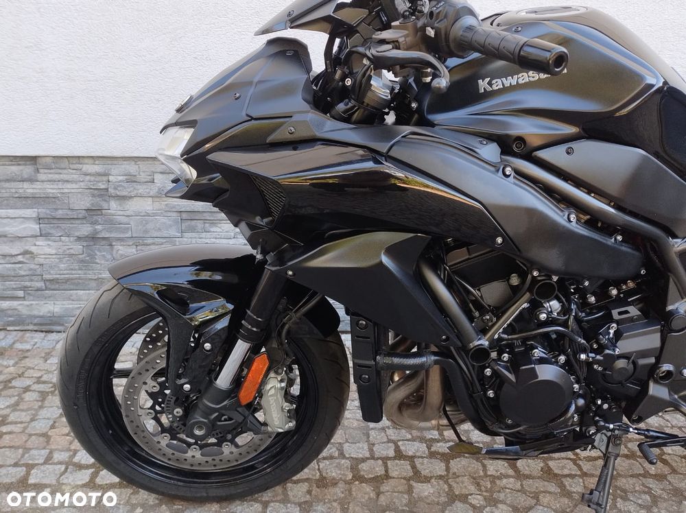 Kawasaki H2 - 31