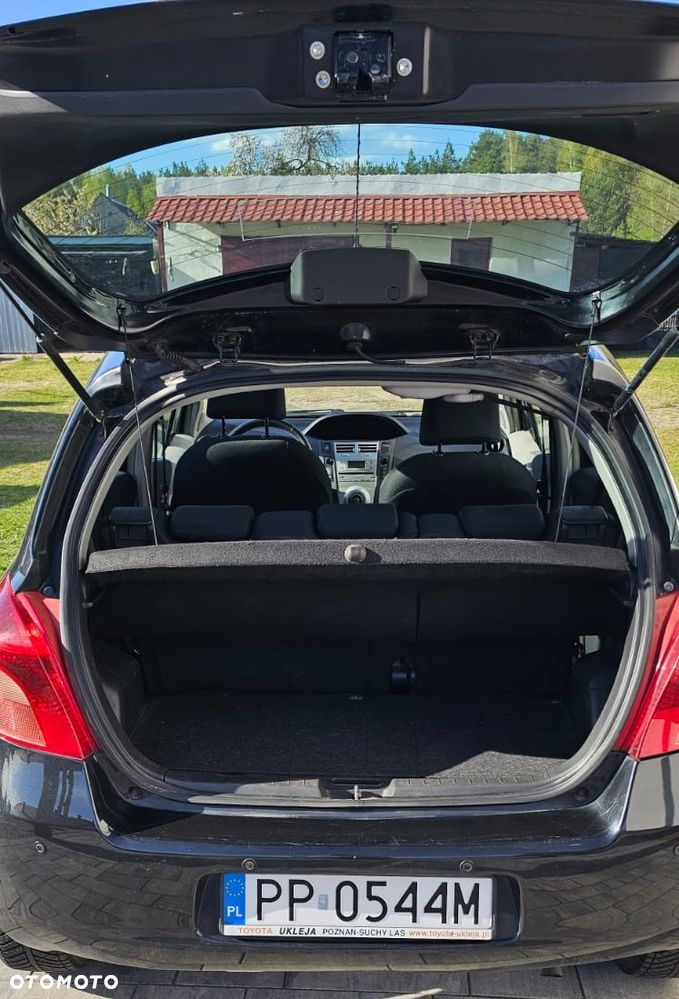 Toyota Yaris 1.3 VVT-i Luna - 4