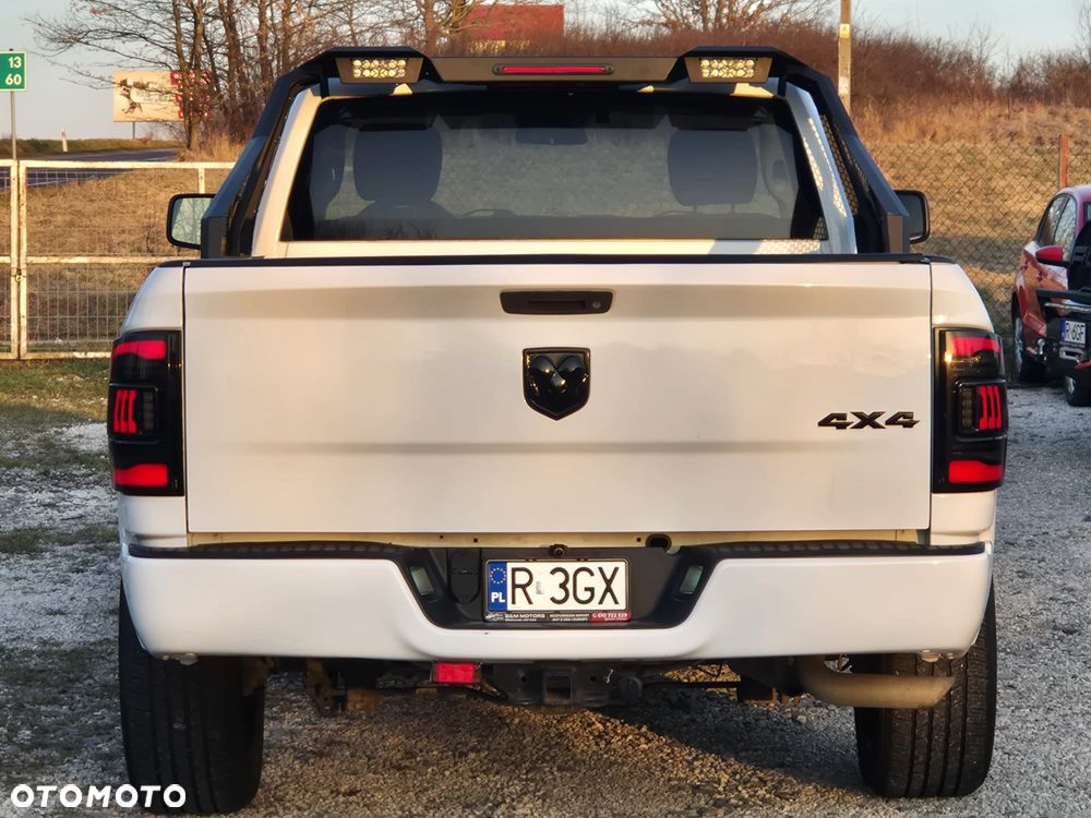 Dodge RAM - 13