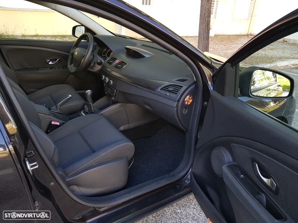 Renault Mégane Sport Tourer 1.5 dCi Dynamique - 28