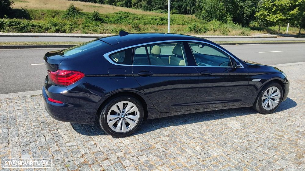 BMW 520 Gran Turismo d Line Luxury - 7