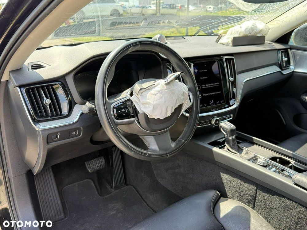 Volvo V60 Cross Country D4 AWD Geartronic Pro - 10