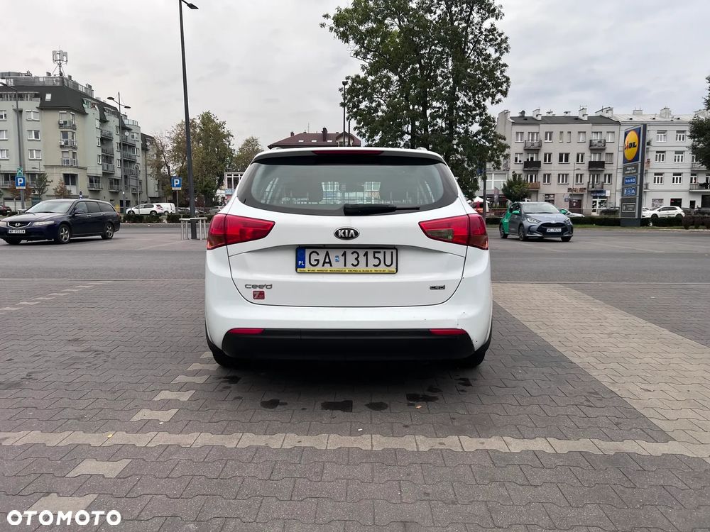 Kia Ceed 1.6 CRDi M - 8