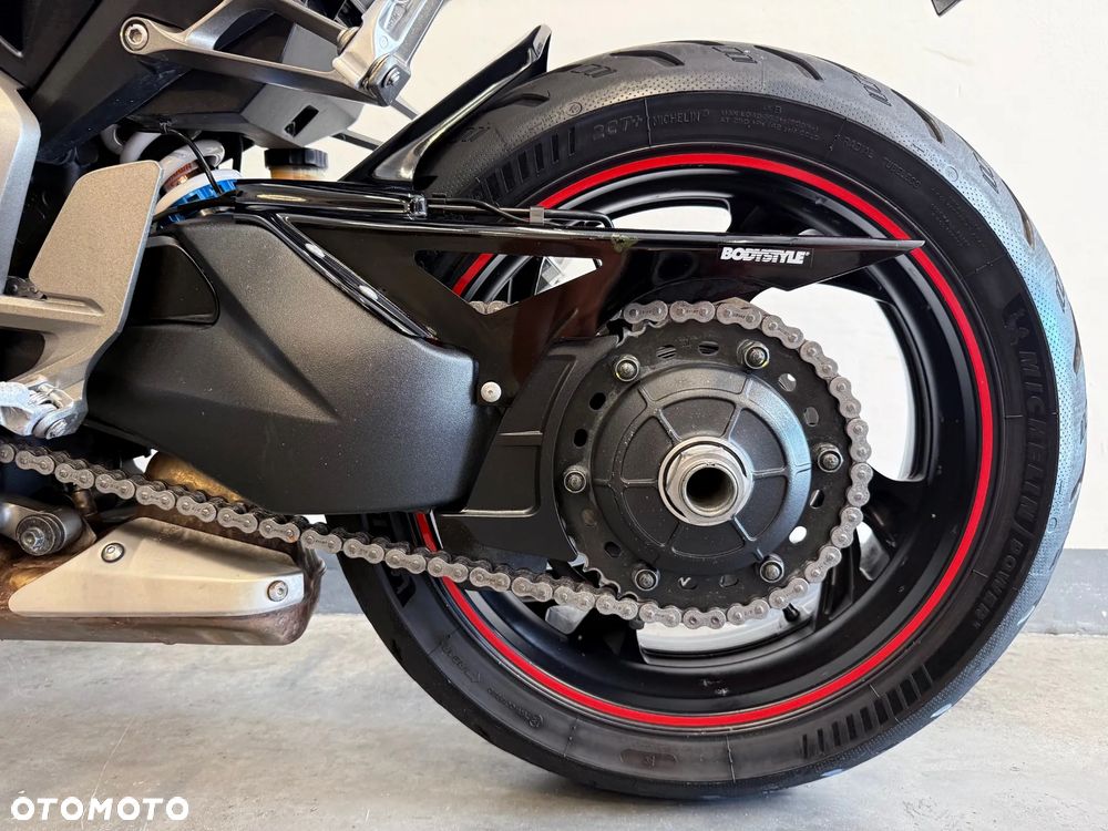 Honda CB - 8