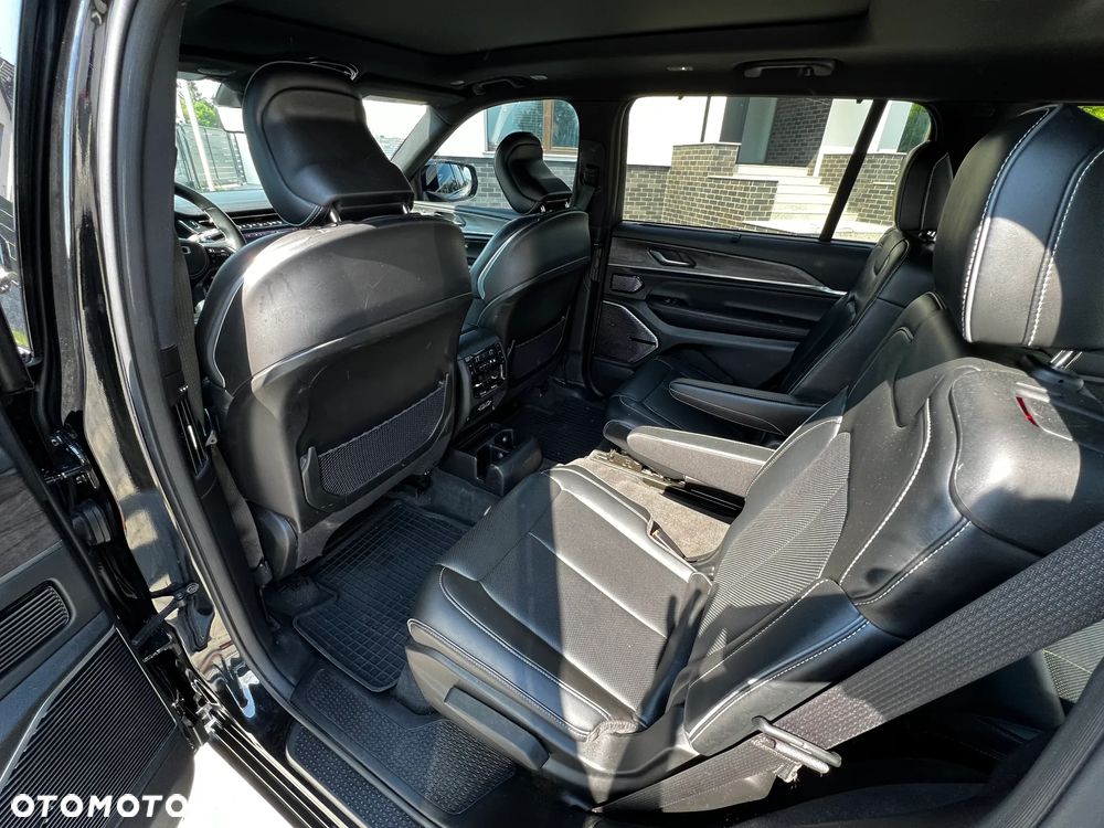 Jeep Grand Cherokee 5.7 V8 Overland - 12