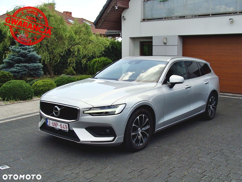 Volvo V60 D3 SCR Momentum - 1