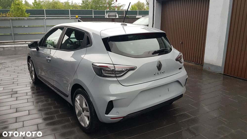 Renault Clio 1.6 E-TECH Techno - 3
