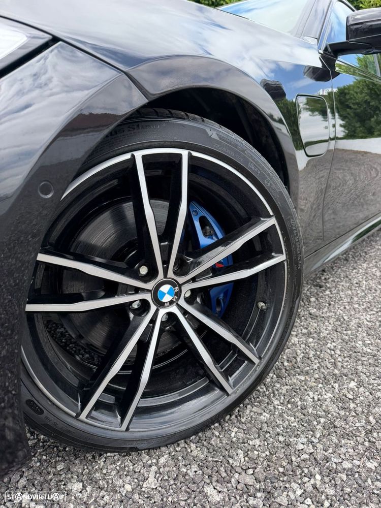 BMW 330 - 20