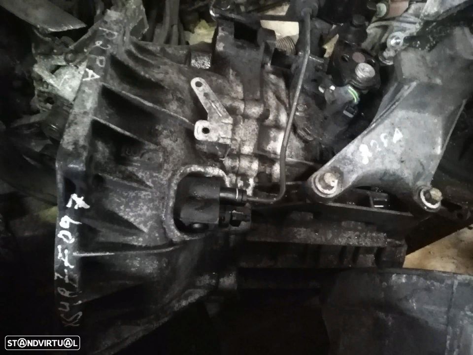 Caixa de Velocidades Ford Transit 1.8TDCI 75cv Ref.: XS4R7F097 - 1