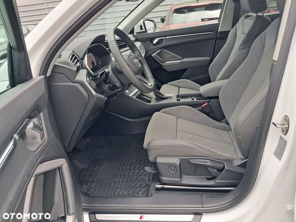 Audi Q3 - 13