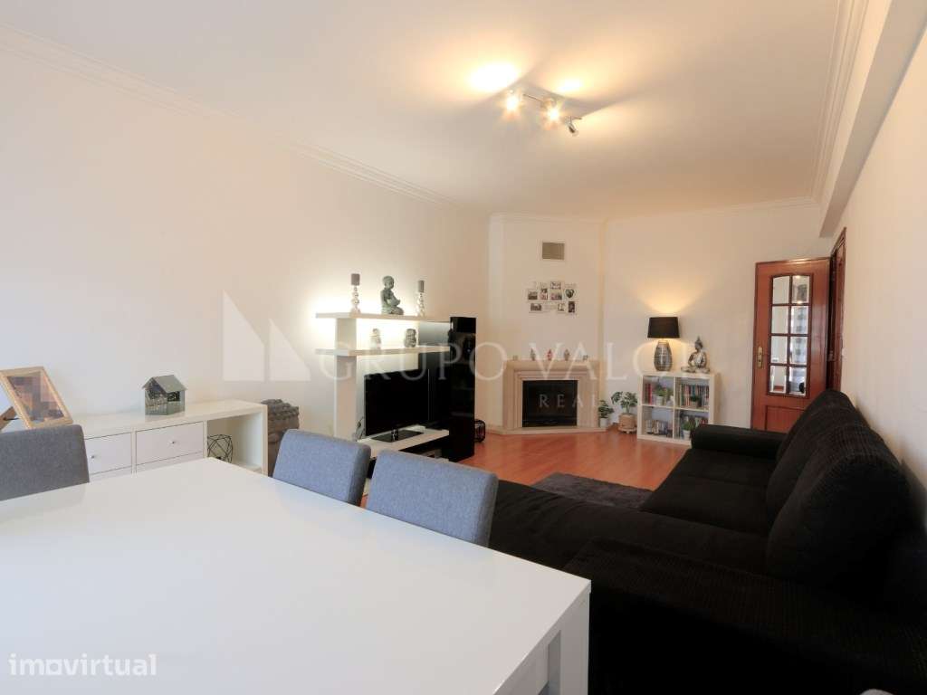 Apartamento T2 com Arrecadação, Rinchoa - Rio de Mouro - Grande imagem: 4/27