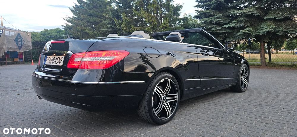 Mercedes-Benz Klasa E 200 CGI BlueEFFICIENCY Automatik Avantgarde - 22