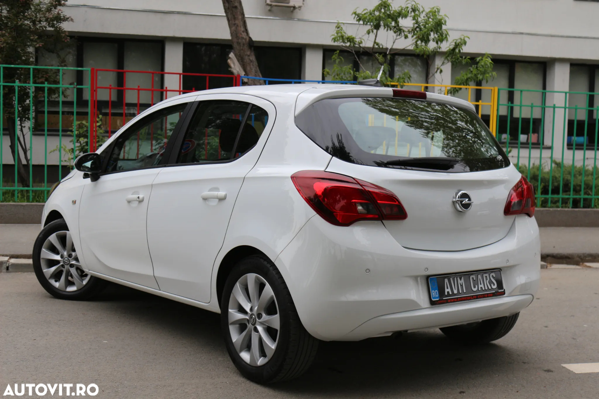 Opel Corsa 1.4 Color Edition - 2