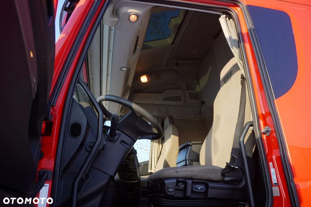 Iveco Stralis 460 E6 / kab. sypialna 2 łóżka_246066 - 17